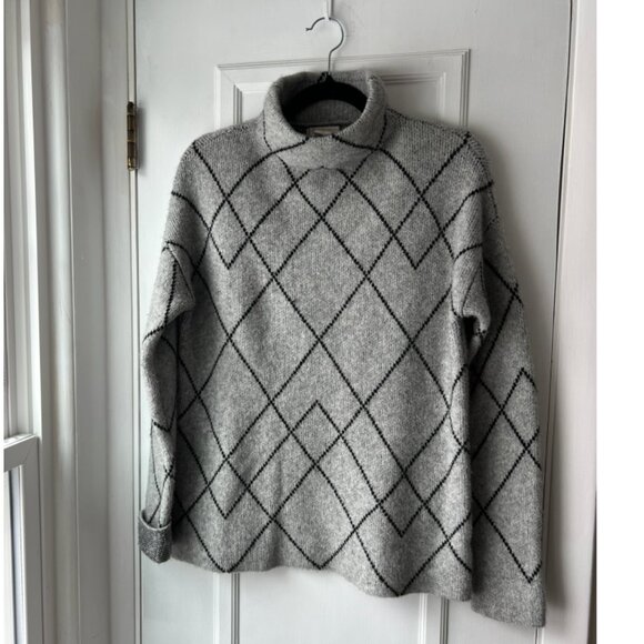 Christian Siriano Funnel Neck Sweater - Picture 1 of 6